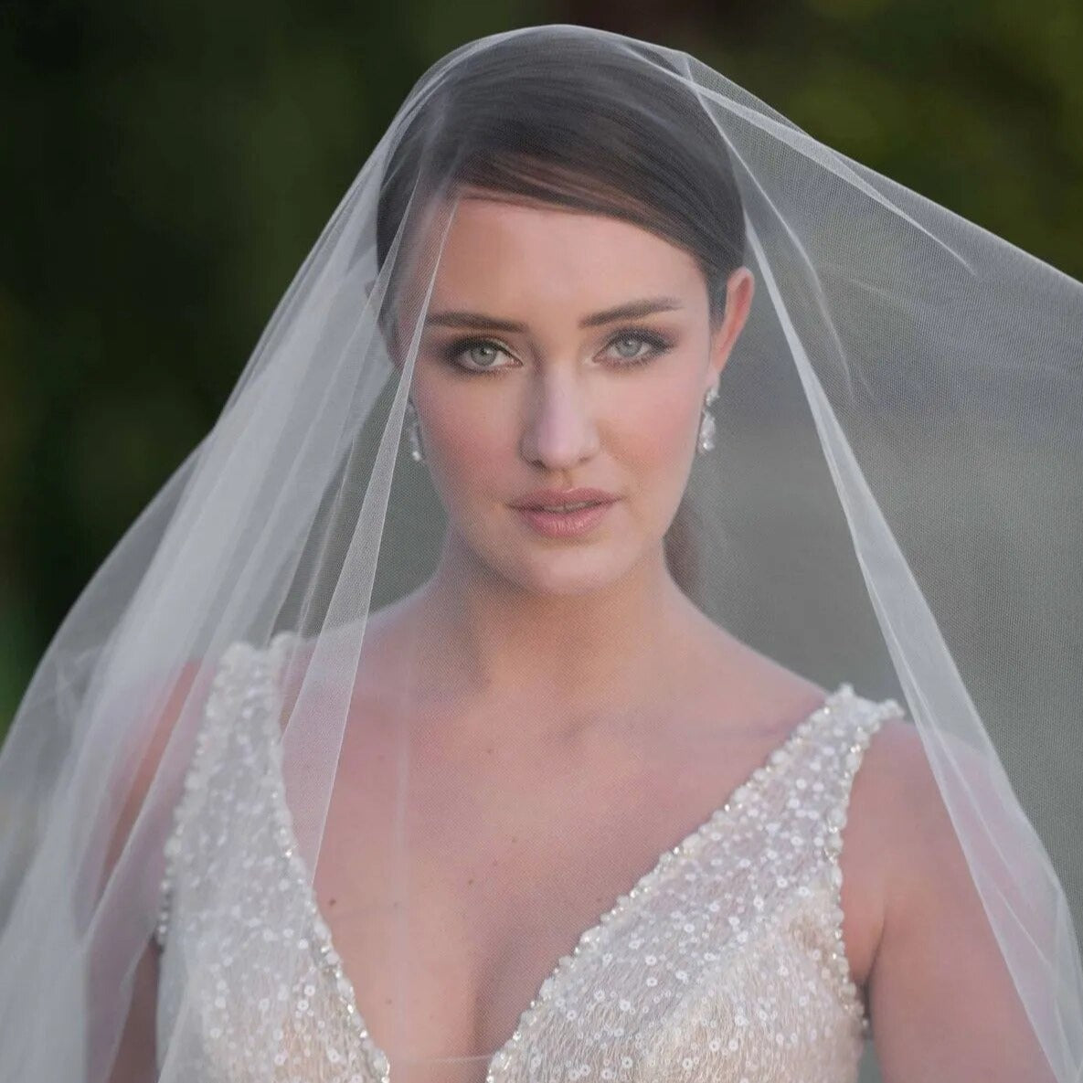 Elegance Unveiled: Two-Tier Cathedral Bridal Veil with Long Blusher