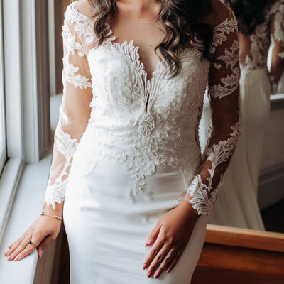 lace wedding dress